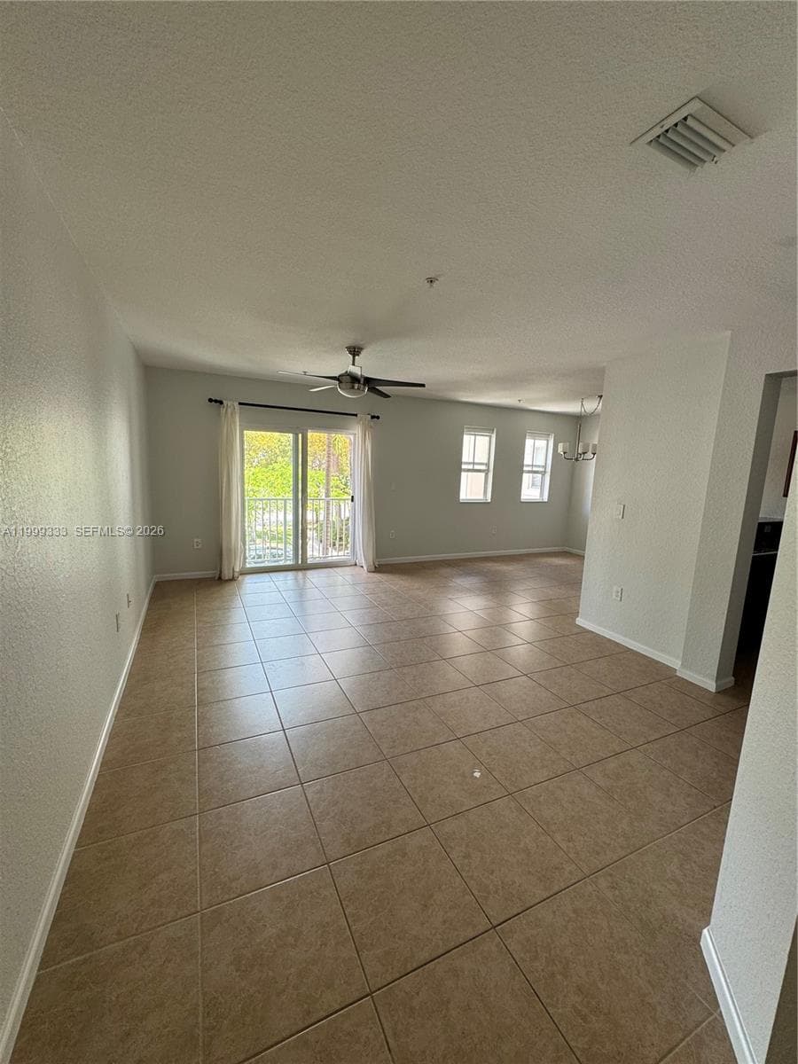 11601 NW 89th St # 209, Doral, FL 33178 — zdjęcie 5