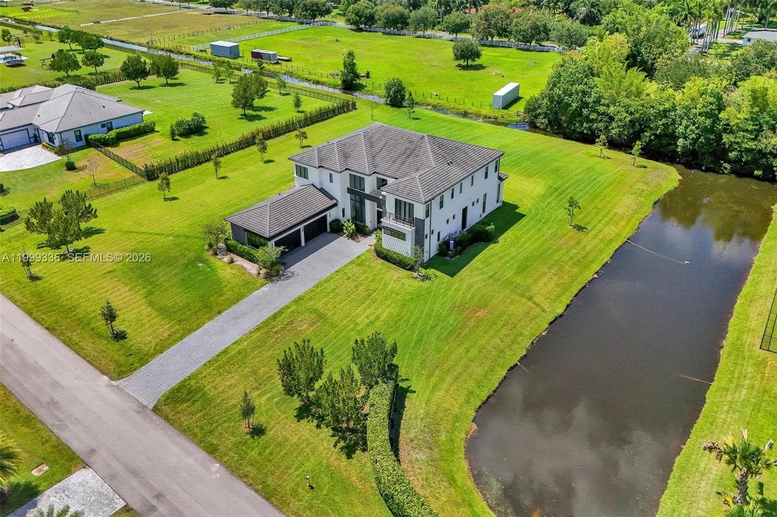 17811 SW 58th St, Southwest Ranches, FL 33331 — zdjęcie 2