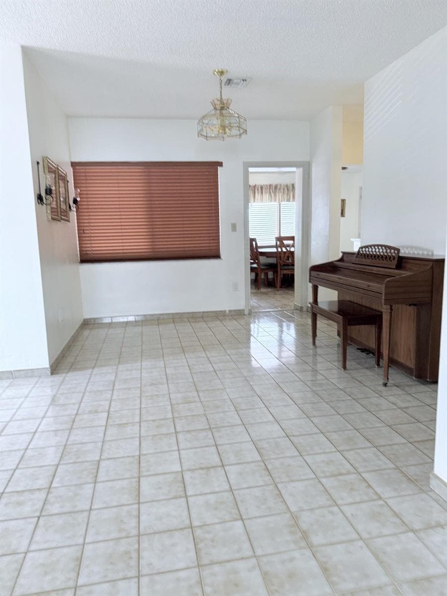 957 W 67th Street, Hialeah, FL 33012 — zdjęcie 5