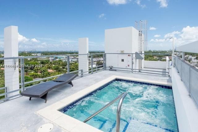 8101 Biscayne Blvd # R-414, Miami, FL 33138