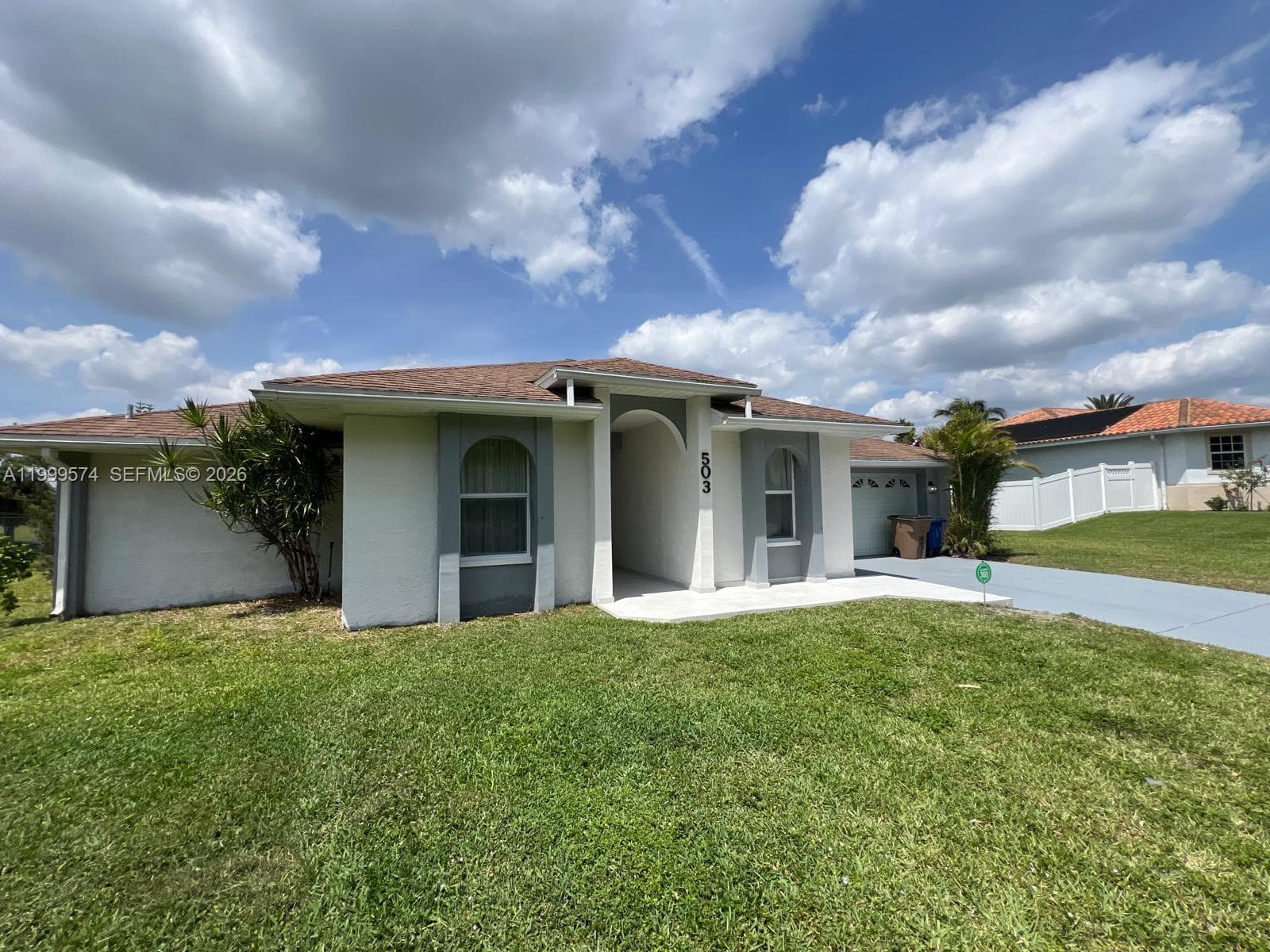 503 Jackson Ave, Lehigh Acres, FL 33972 — zdjęcie 2