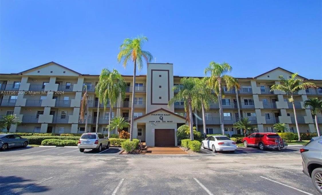 1400 SW 131st Way # 408q, Pembroke Pines, FL 33027 — zdjęcie 2
