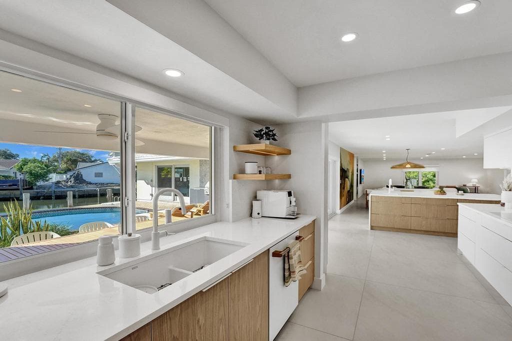 5581 NE 31st Avenue, Fort Lauderdale, FL 33308 — zdjęcie 3
