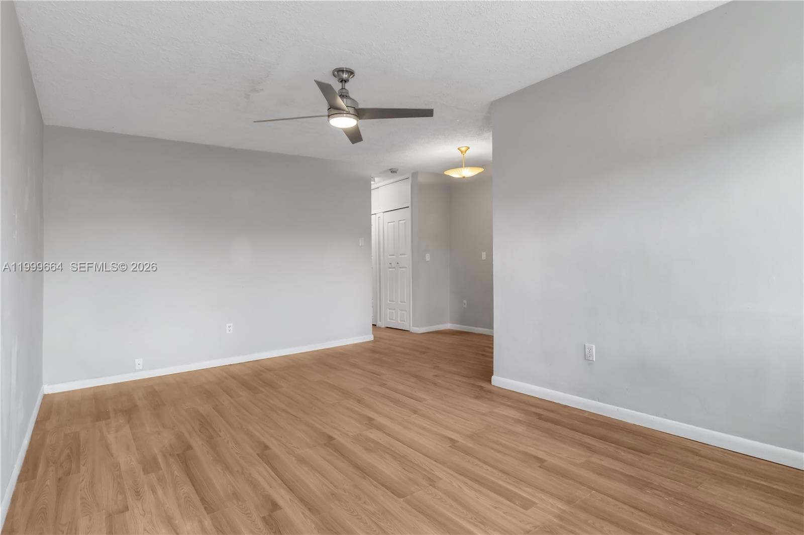8129 Abbott Ave # 10, Miami Beach, FL 33141 — zdjęcie 4