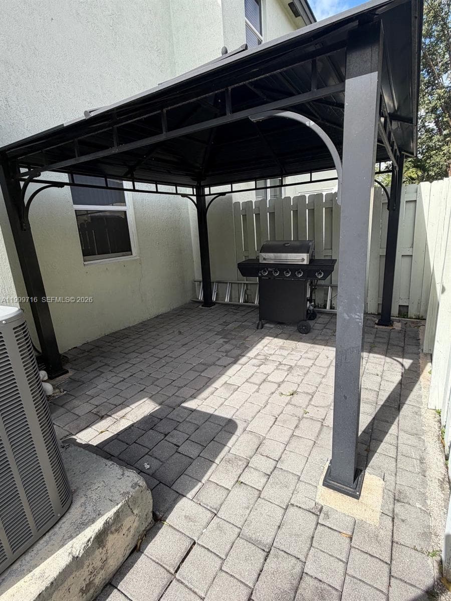 133 SE 28 # 8, Homestead, FL 33033 — zdjęcie 5