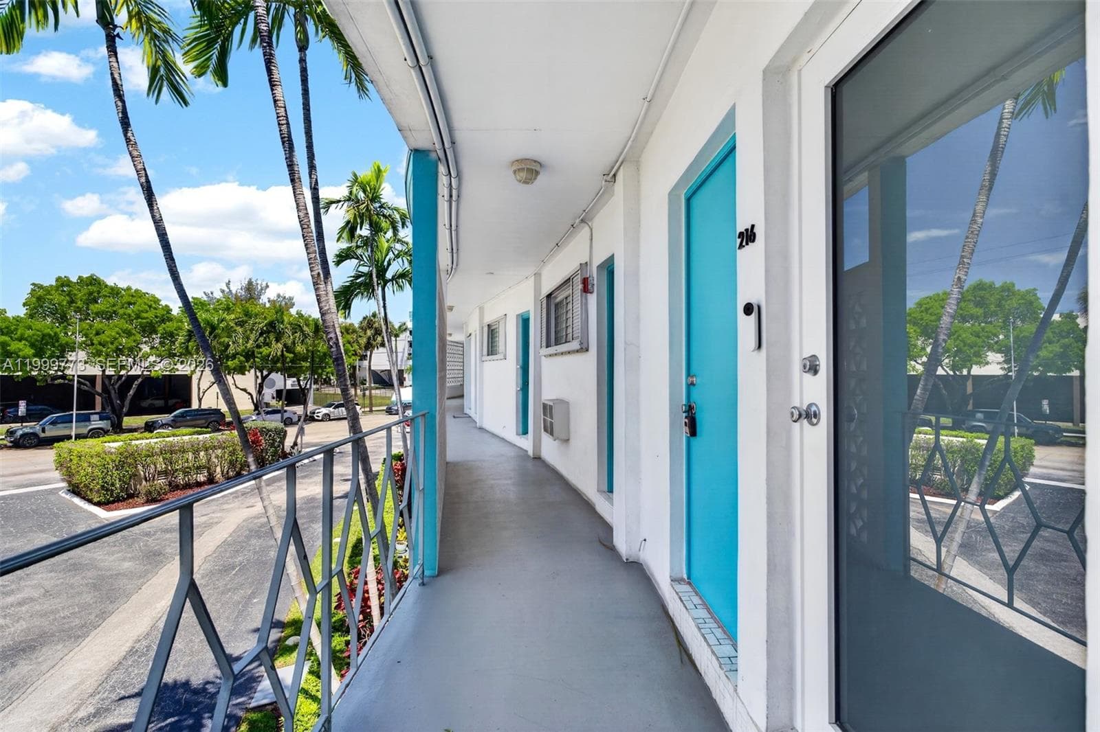 2500 Diana Dr # 216, Hallandale Beach, FL 33009 — zdjęcie 2