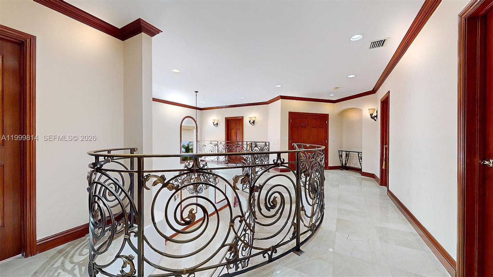 1131 Stillwater Dr, Miami Beach, FL 33141 — zdjęcie 4