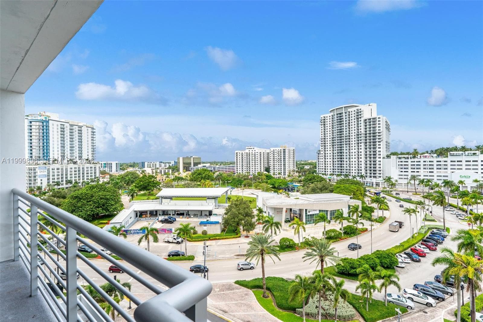 1720 Harrison St # 9F, Hollywood, FL 33020 — zdjęcie 3