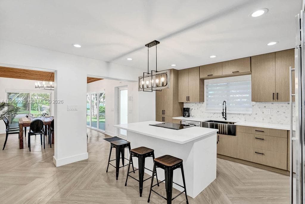 911 N Northlake Dr, Hollywood, FL 33019 — zdjęcie 4