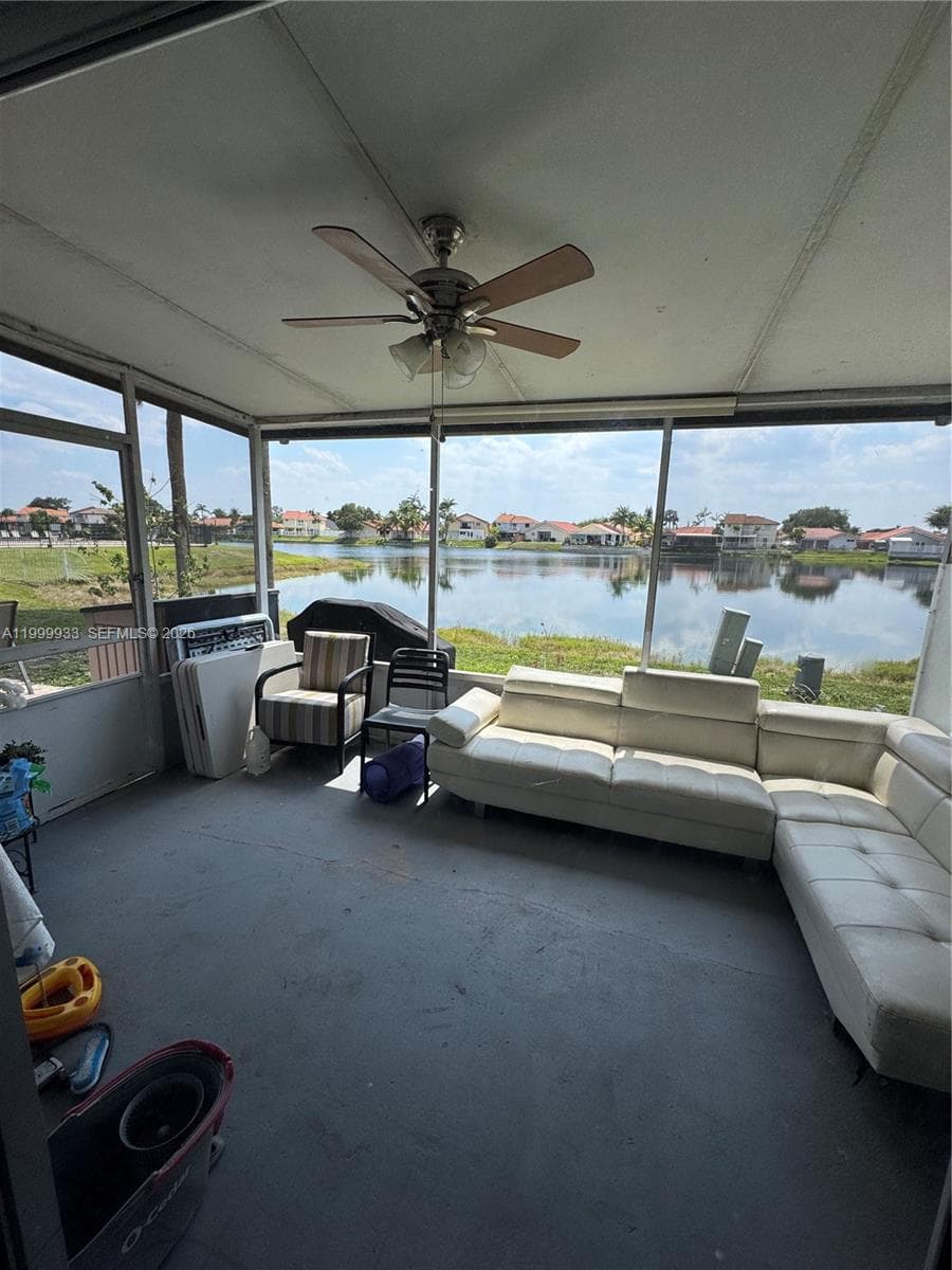 8270 NW 191st Ln # 13L, Hialeah, FL 33015 — zdjęcie 4