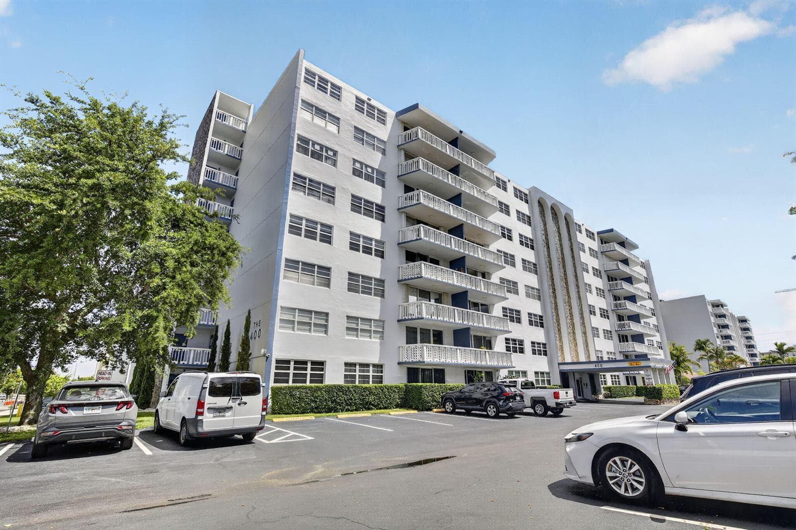 400 NE 12th Avenue # 405, Hallandale Beach, FL 33009 — zdjęcie 3