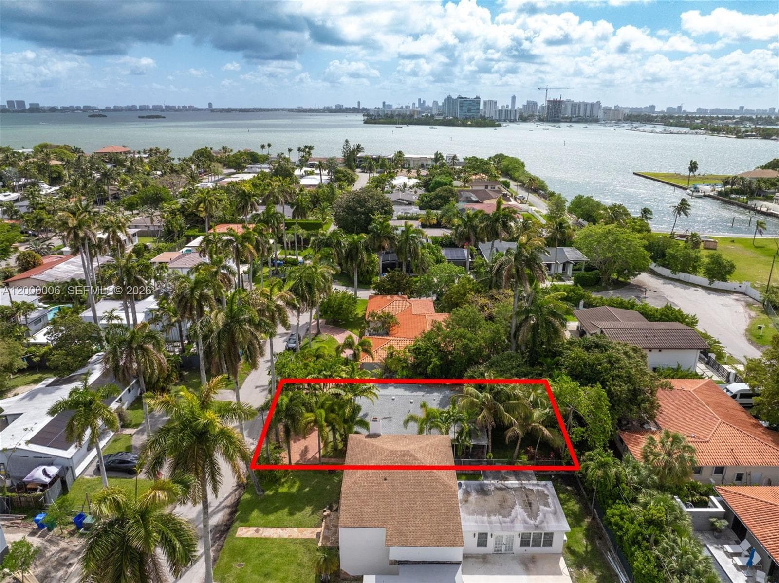 1104 NE 85th St, Miami, FL 33138 — zdjęcie 2