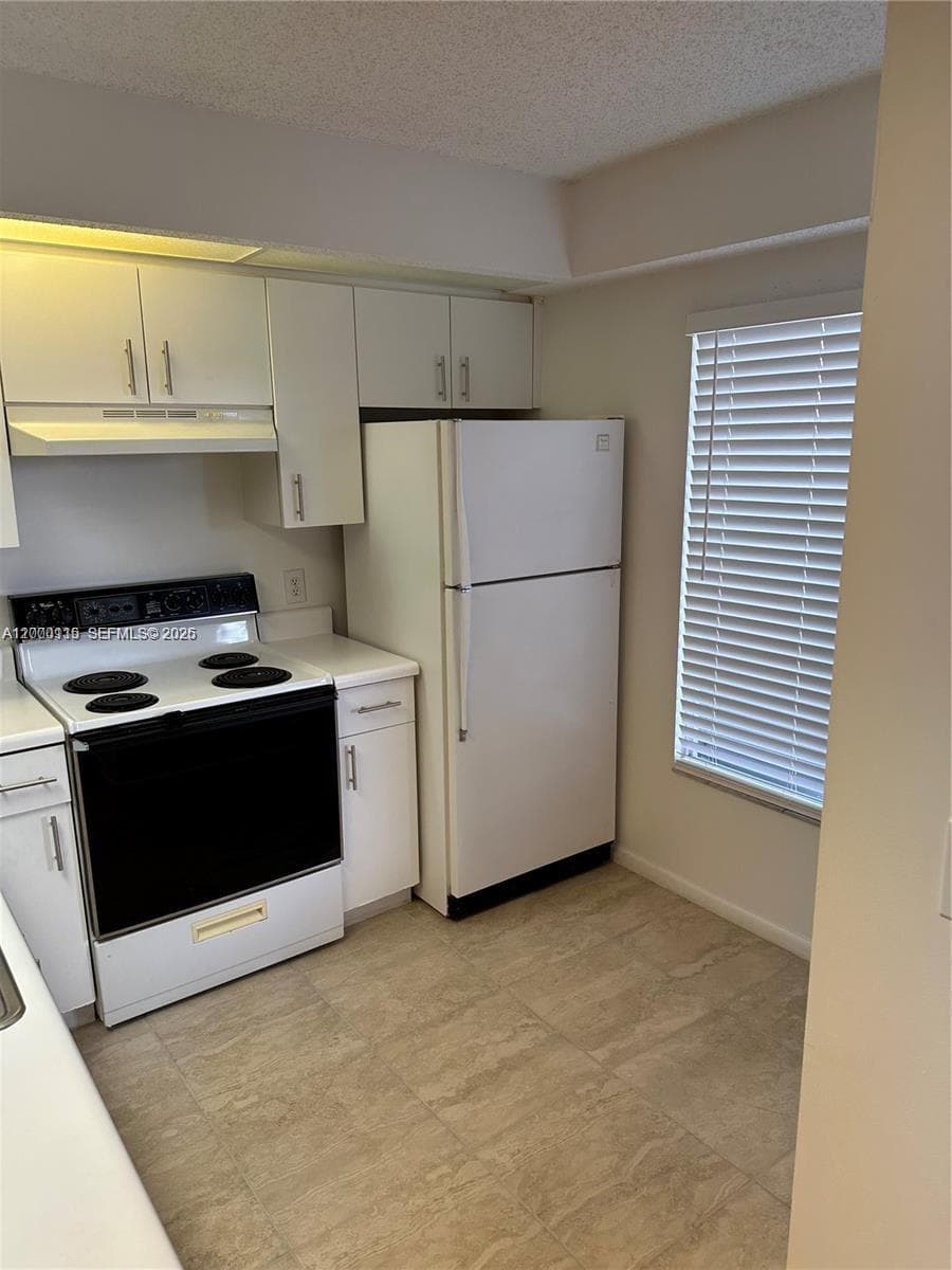 800 SW 137th Ave # 404G, Pembroke Pines, FL 33027 — zdjęcie 5