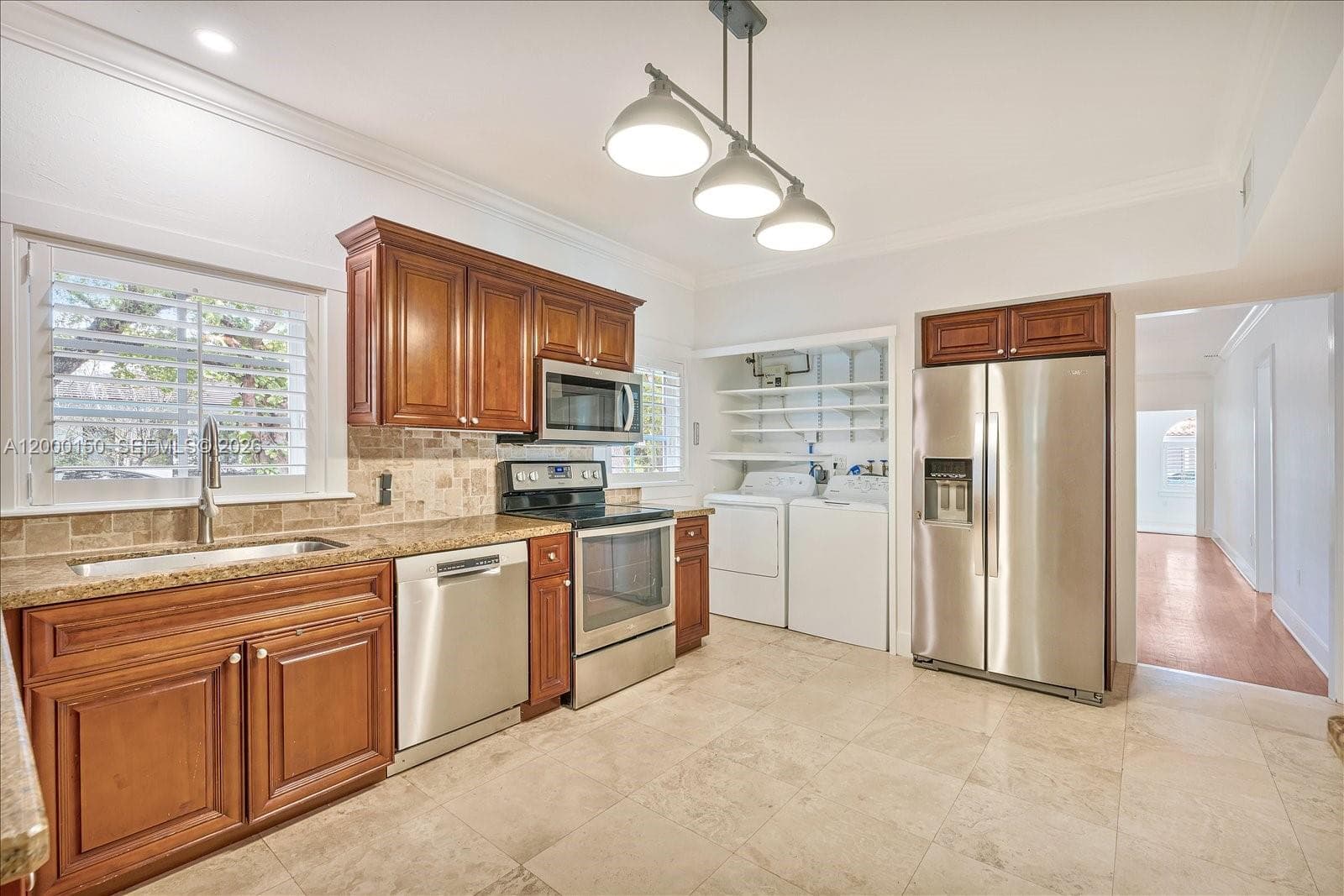 1102 Genoa St, Coral Gables, FL 33134 — zdjęcie 5