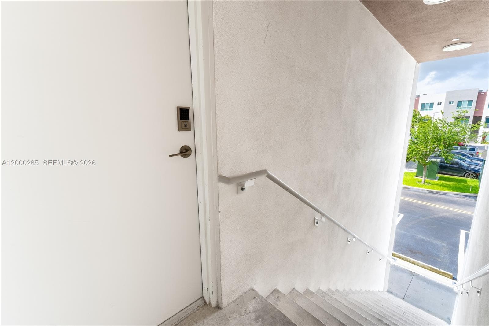 2505 NE 193rd St # 4215, Miami, FL 33180 — zdjęcie 3