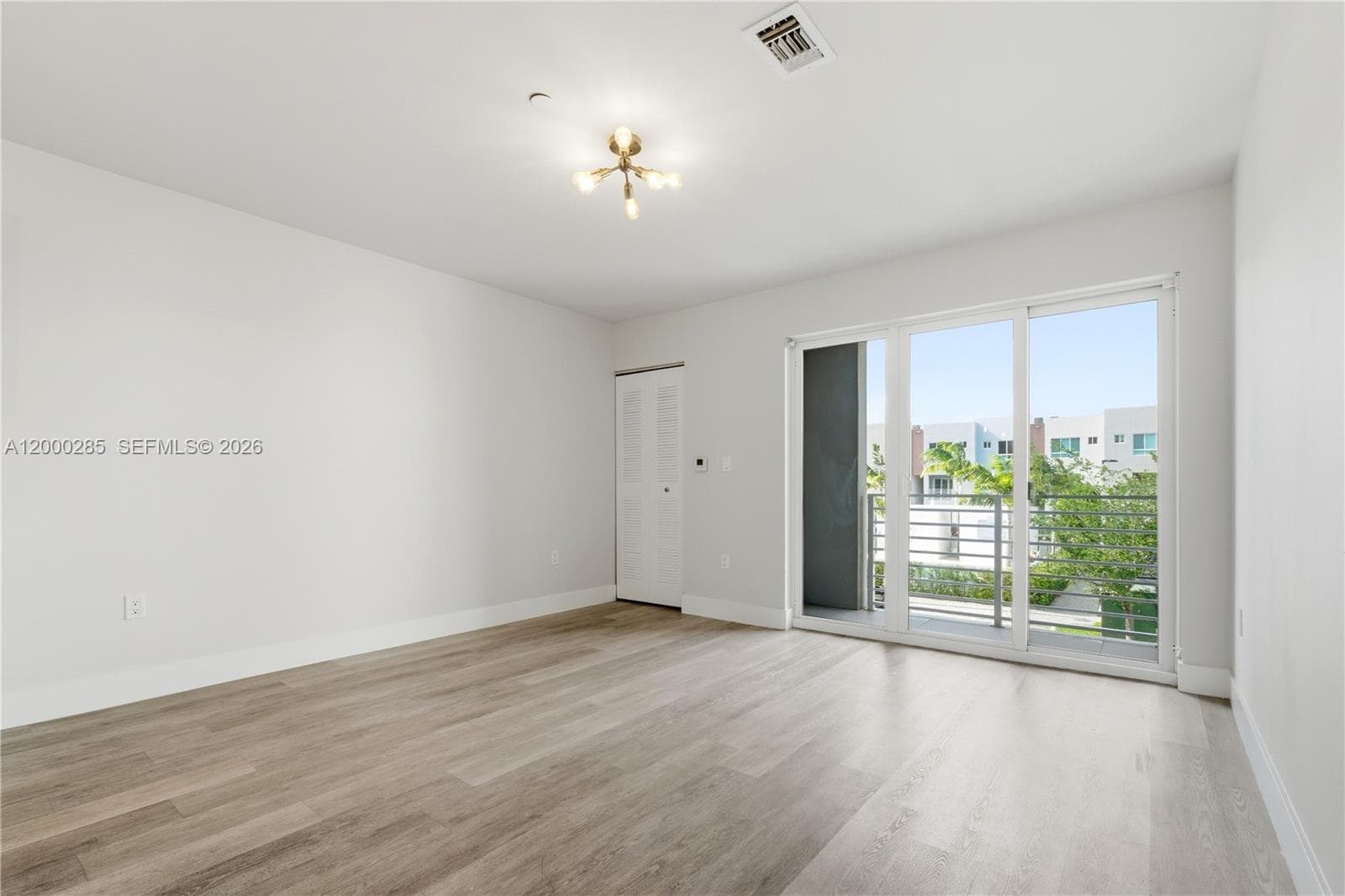 2505 NE 193rd St # 4215, Miami, FL 33180 — zdjęcie 5