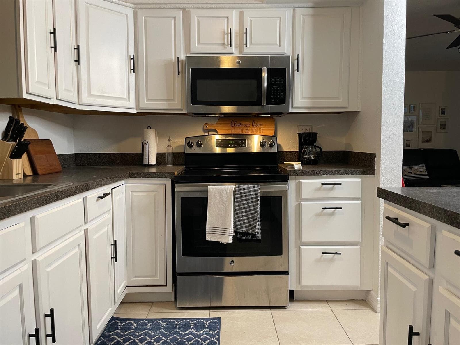 1067 SW 3rd Street, Hallandale Beach, FL 33009 — zdjęcie 2