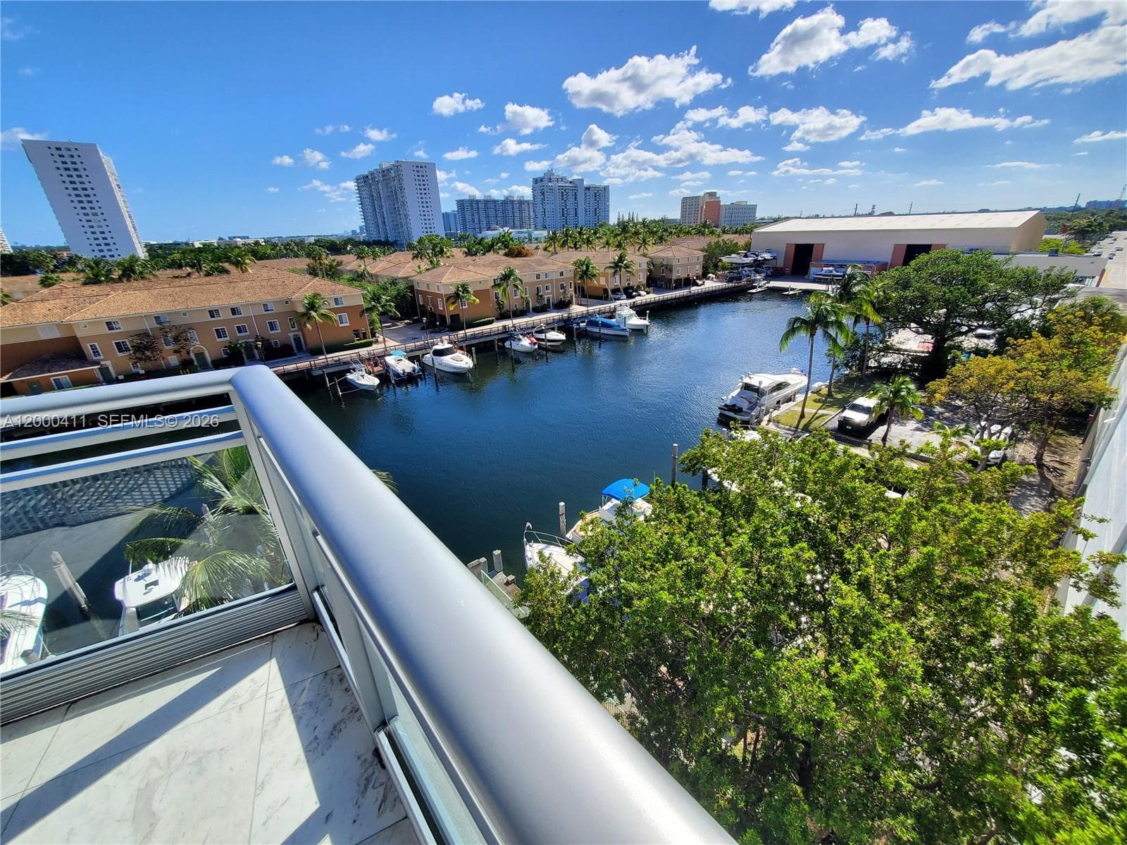 2950 NE 188th St # 401, Aventura, FL 33180 — zdjęcie 4