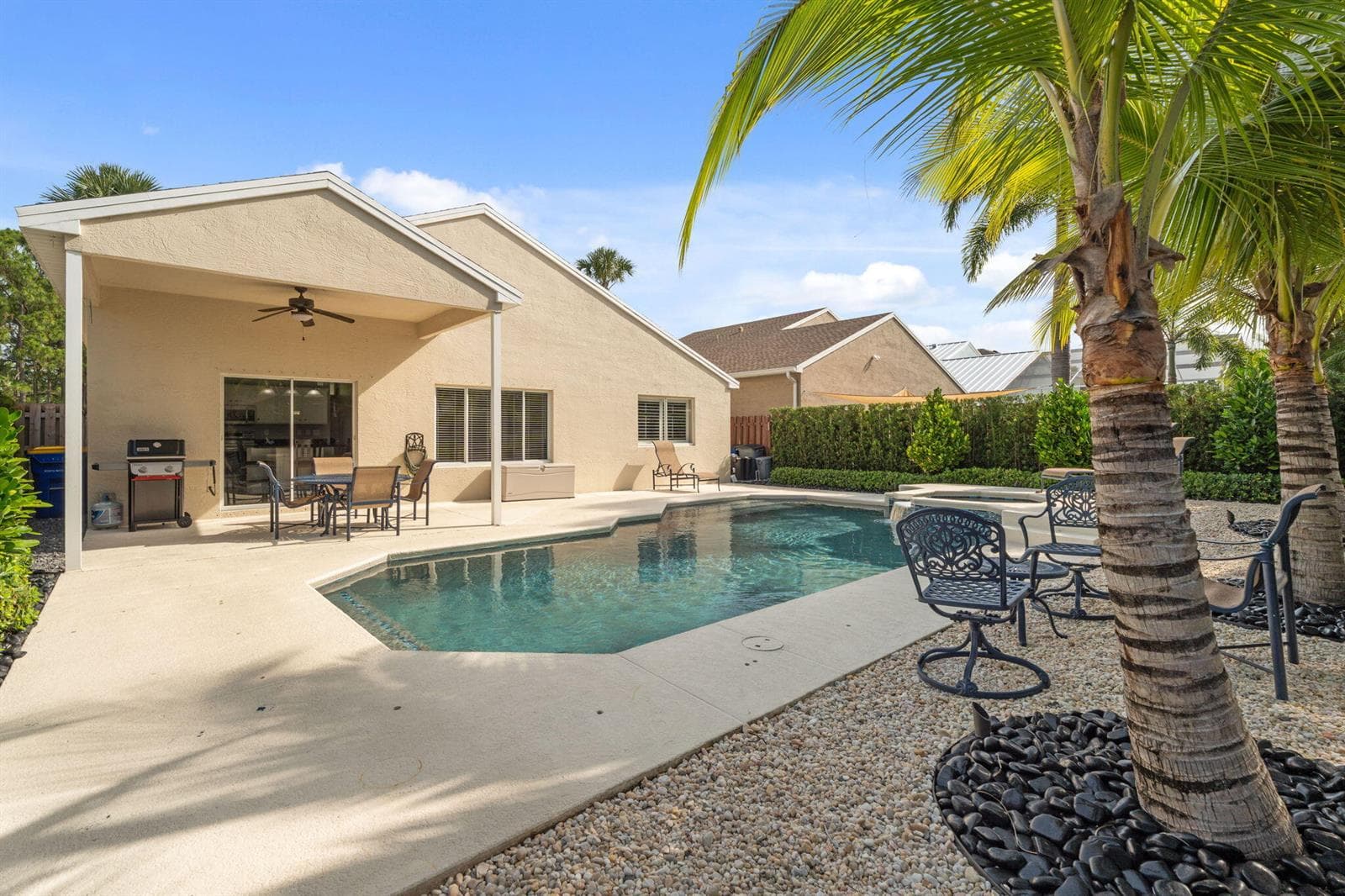 4620 SE Winter Haven Court, Stuart, FL 34997 — zdjęcie 4