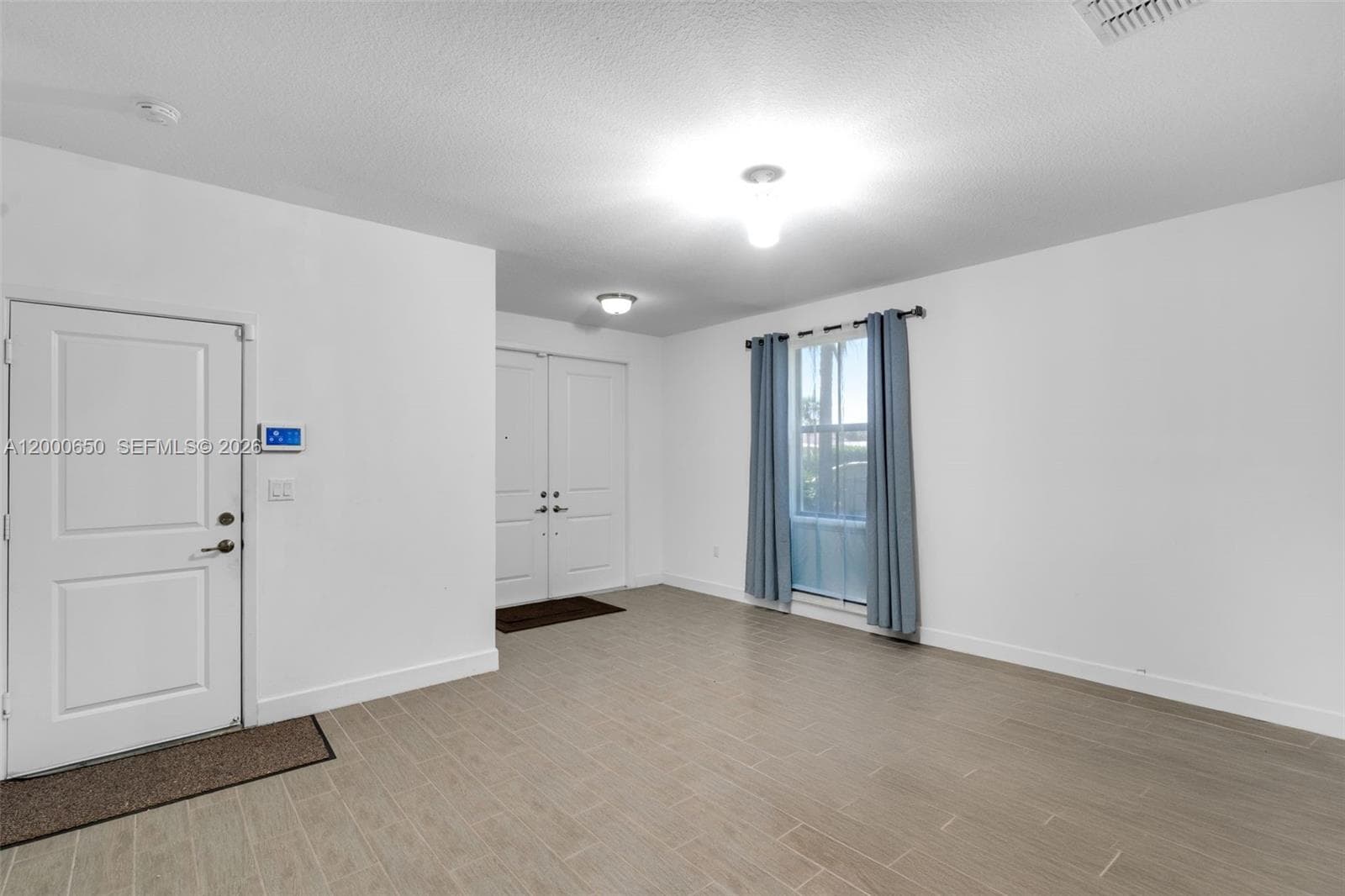 5113 NW 52nd St, Tamarac, FL 33319 — zdjęcie 5