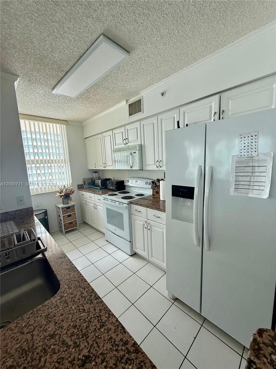 1155 Brickell Bay Dr # 1702, Miami, FL 33131 — zdjęcie 4