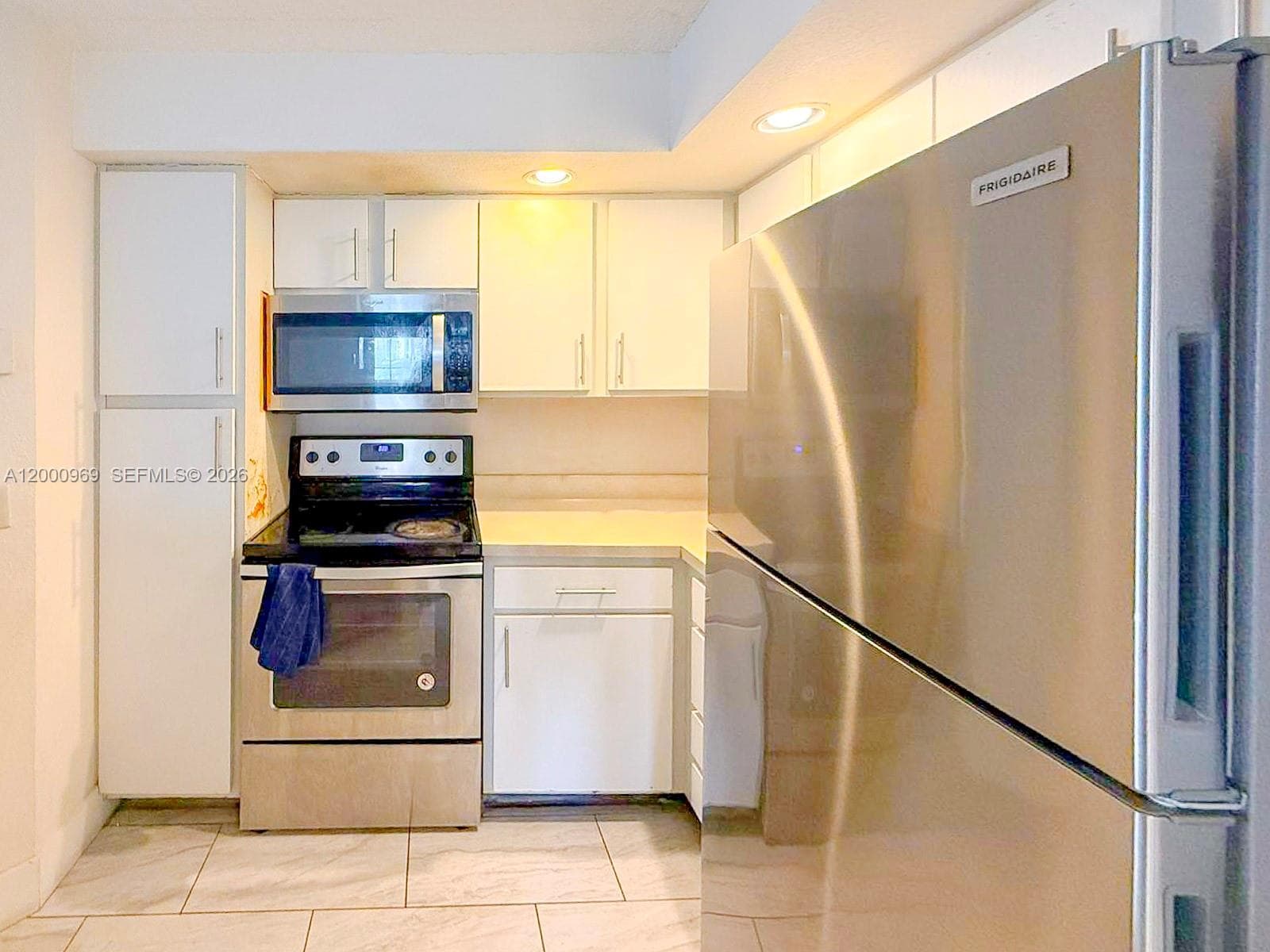 3440 N Pinewalk Dr N # 518, Margate, FL 33063