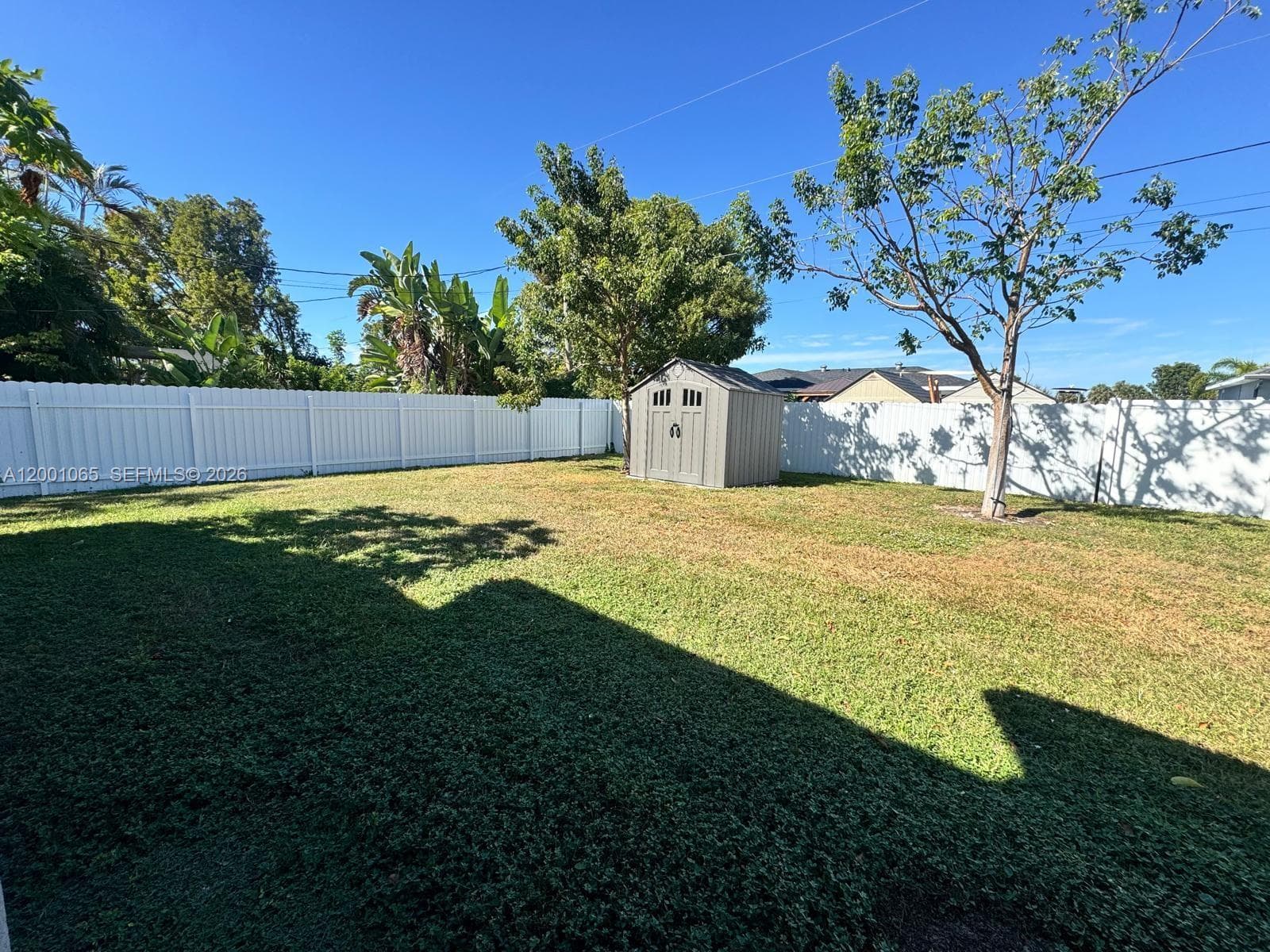 209 SE 26TH TER, Cape Coral, FL 33904-2766 — zdjęcie 4