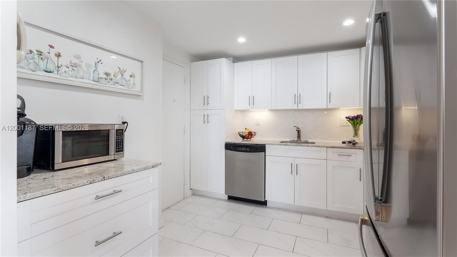 300 Bayview Dr # 315, Sunny Isles Beach, FL 33160 — zdjęcie 5