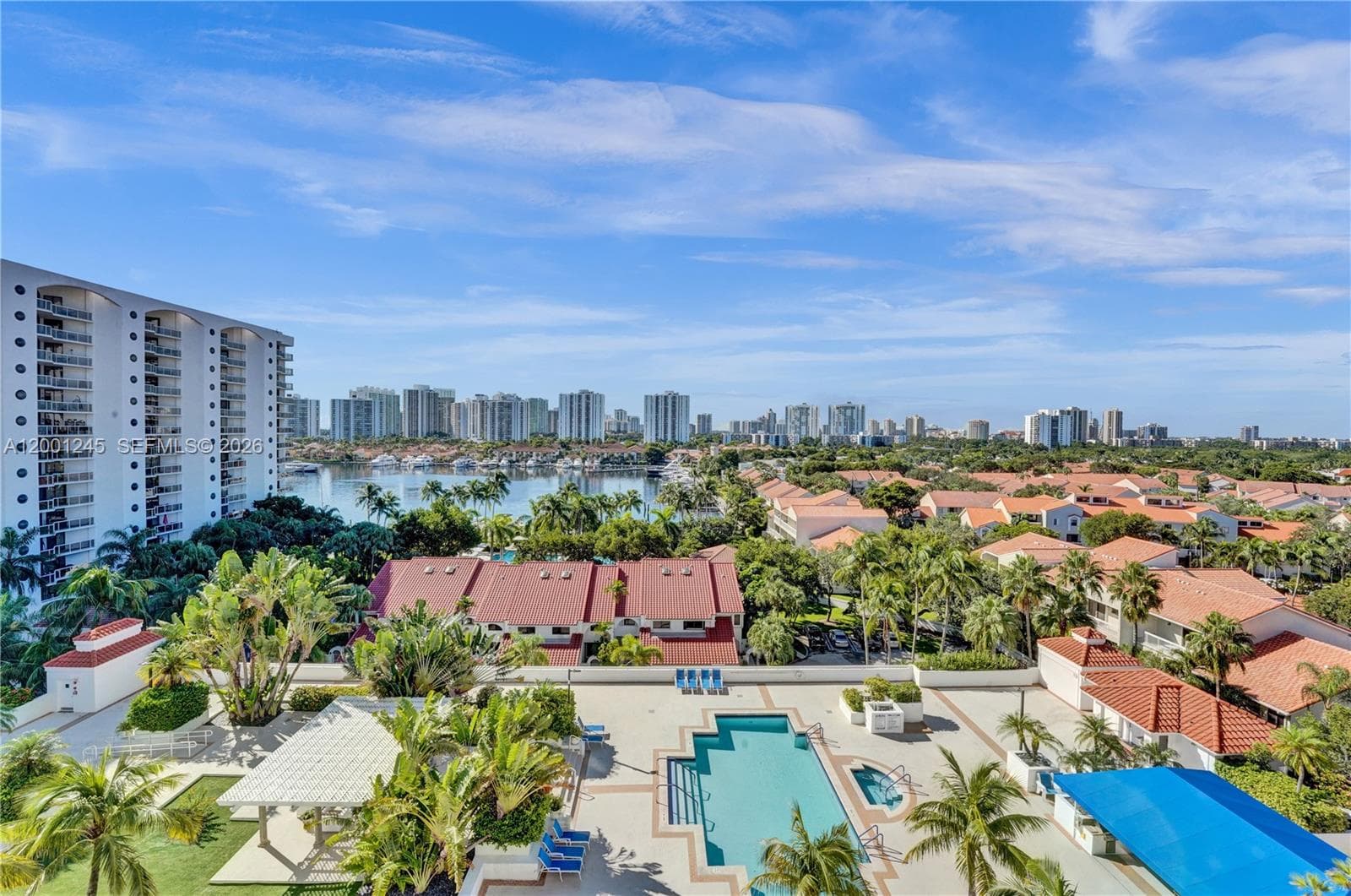 3600 Yacht Club Dr # 904, Aventura, FL 33180 — zdjęcie 2
