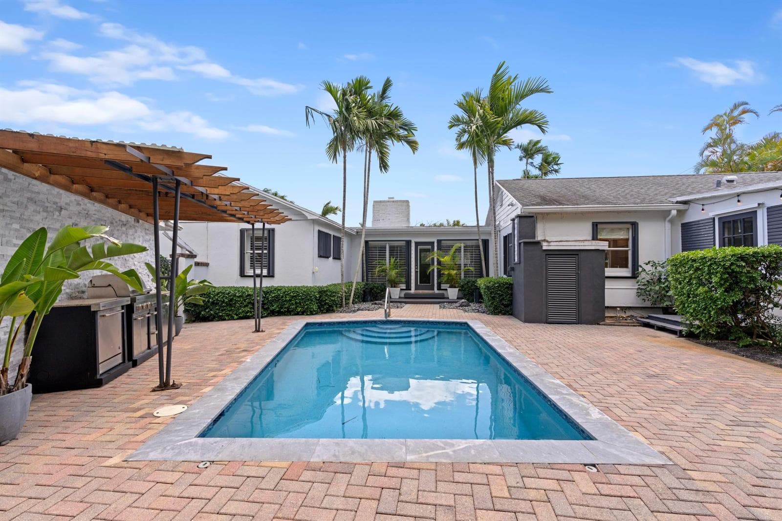 338 Princeton Drive, FL 33460 — zdjęcie 2