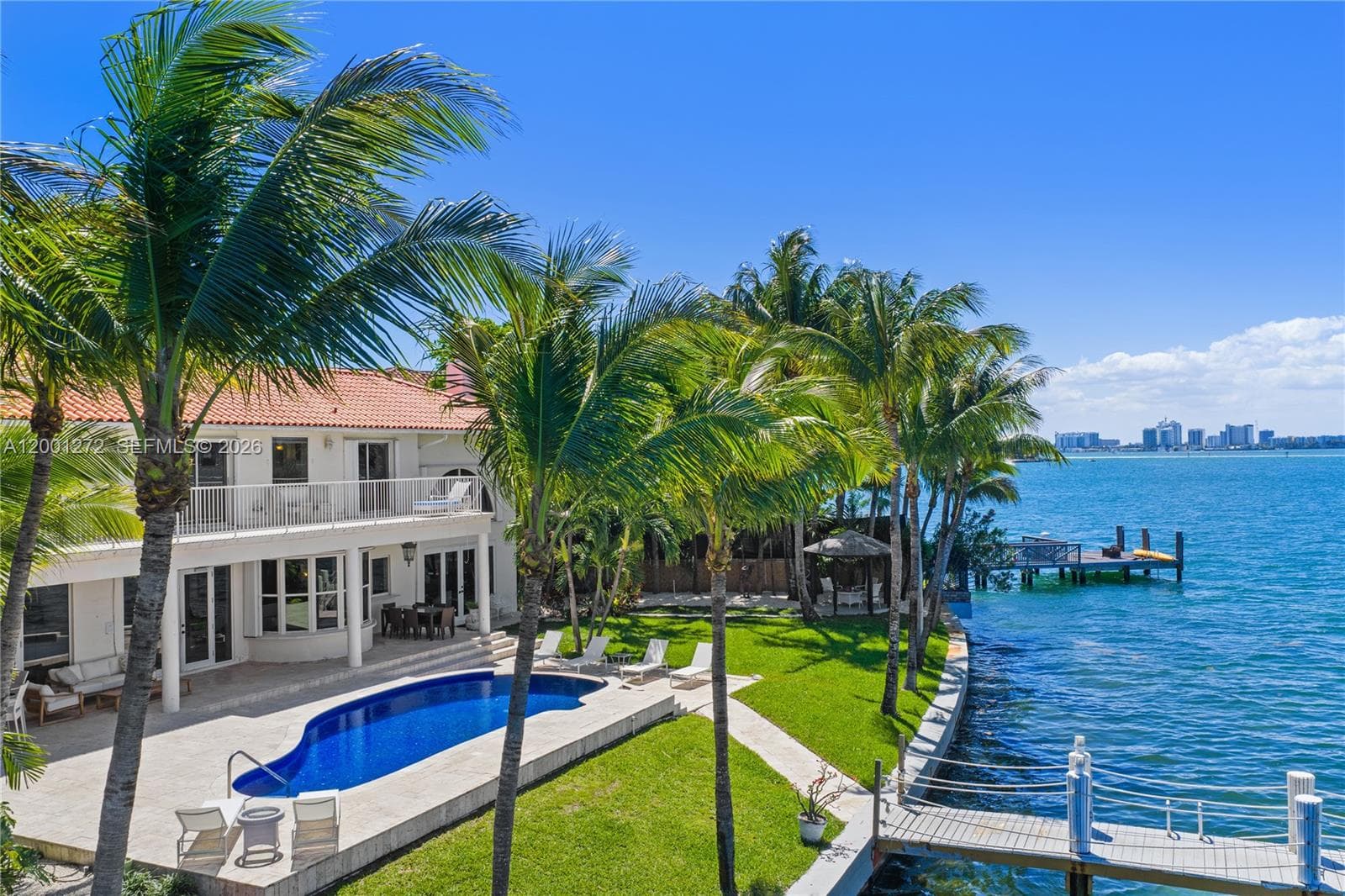 1575 Stillwater Dr, Miami Beach, FL 33141 — zdjęcie 3