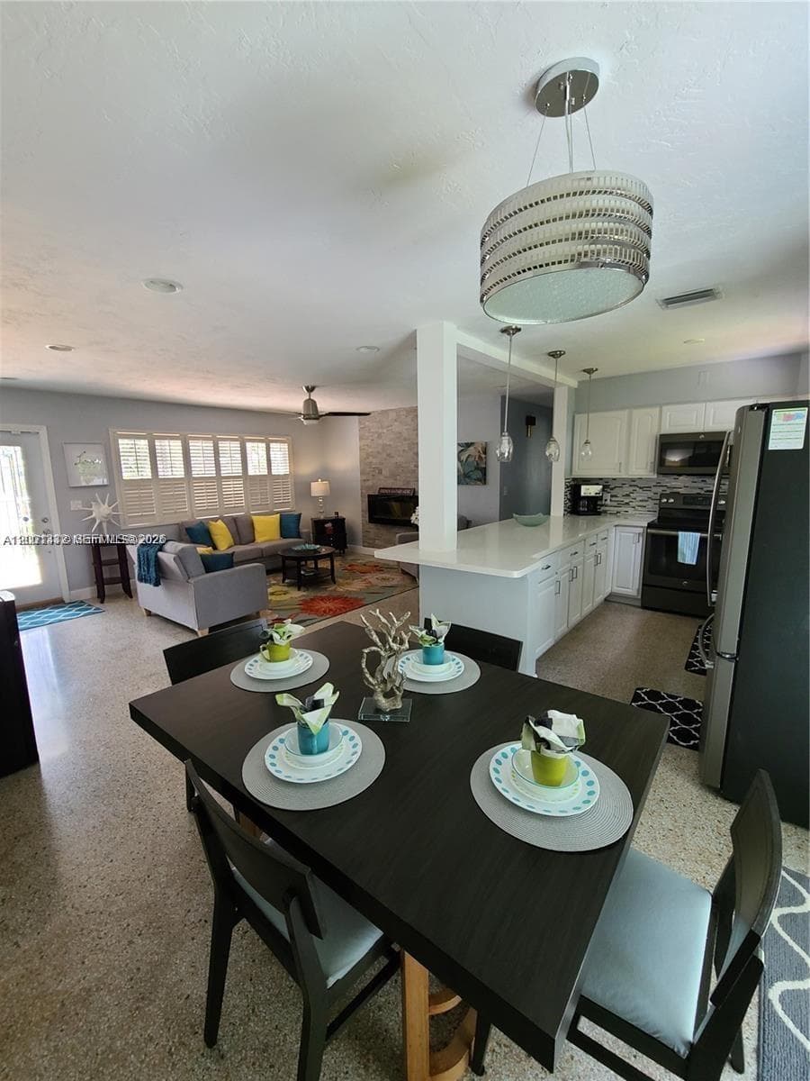 2741 NE 16th Ave, Wilton Manors, FL 33334 — zdjęcie 3