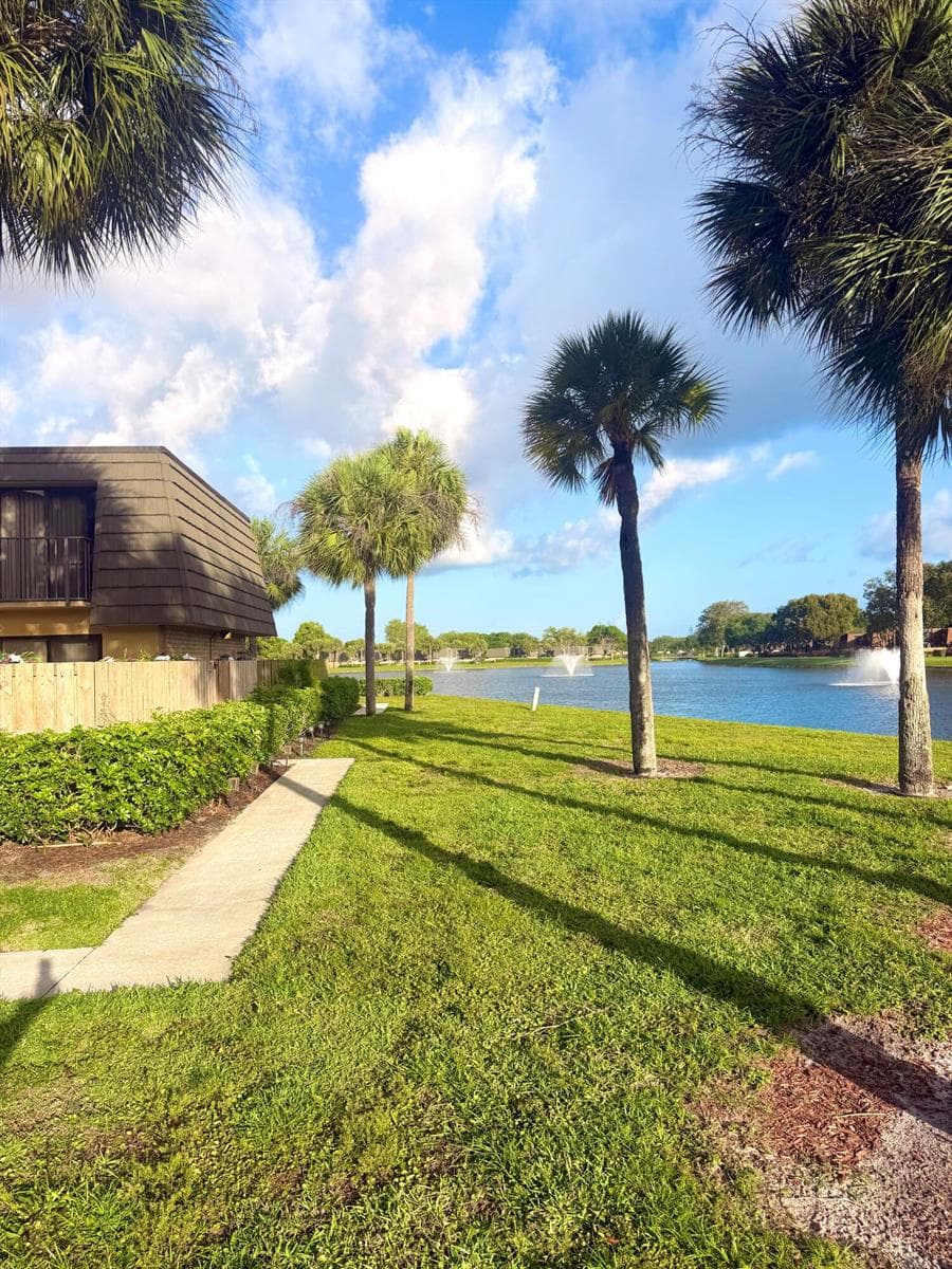 812 8th Way, West Palm Beach, FL 33407 — zdjęcie 2