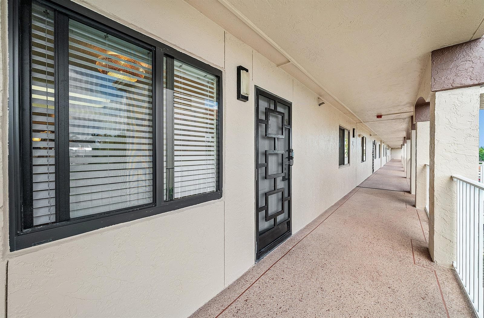 6065 Pointe Regal Circle, Delray Beach, FL 33484 — zdjęcie 2