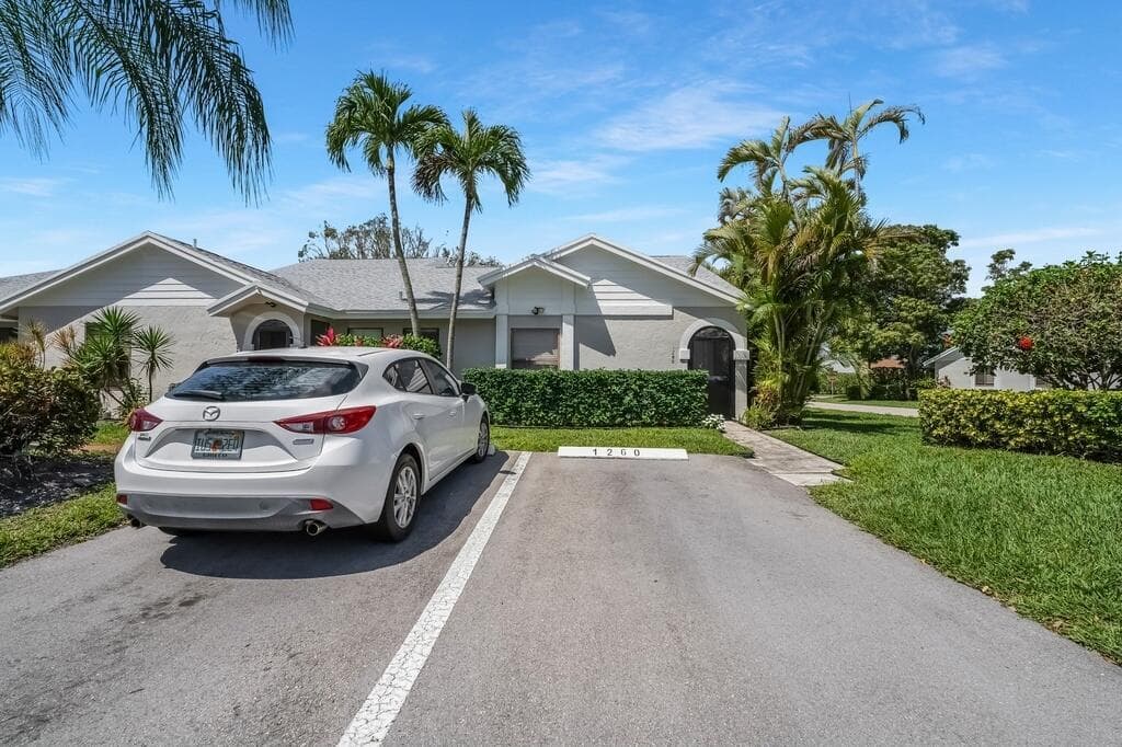 1260 NW 24th Avenue, Delray Beach, FL 33445 — zdjęcie 2
