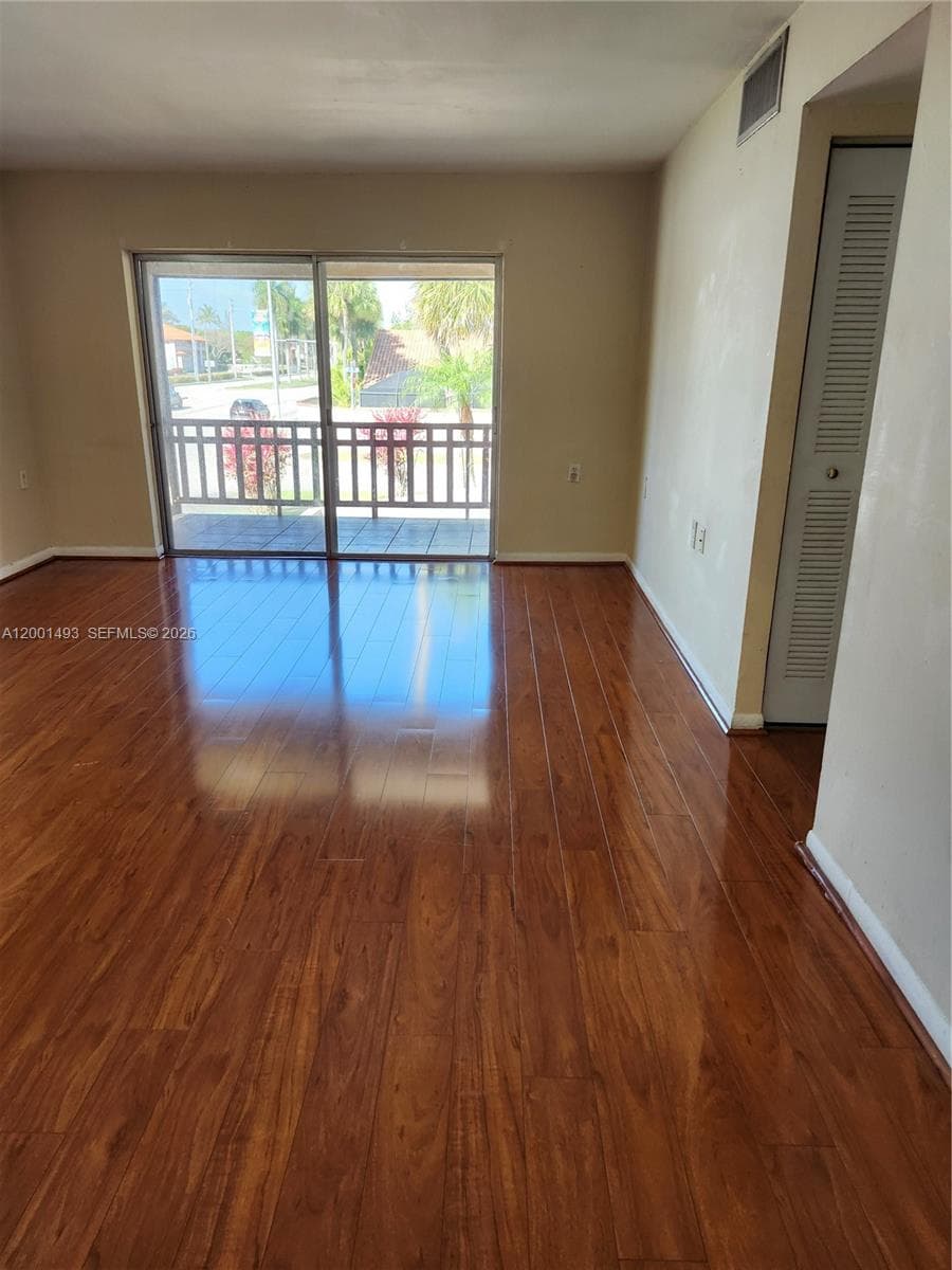 11219 SW 88th St # 205C, Miami, FL 33176 — zdjęcie 2
