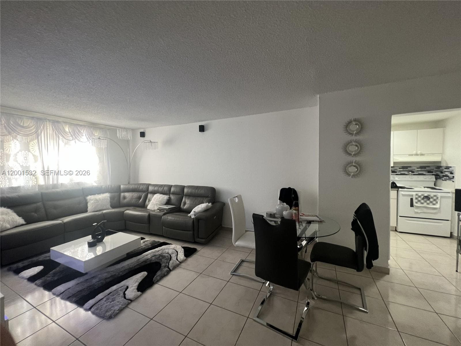 666 W 81st St # 407, Hialeah, FL 33014 — zdjęcie 2