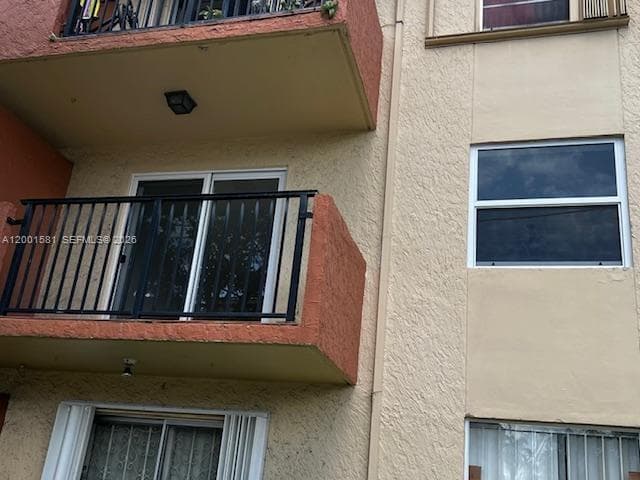 677 SW 9th Ave # 205, Miami, FL 33130 — zdjęcie 4