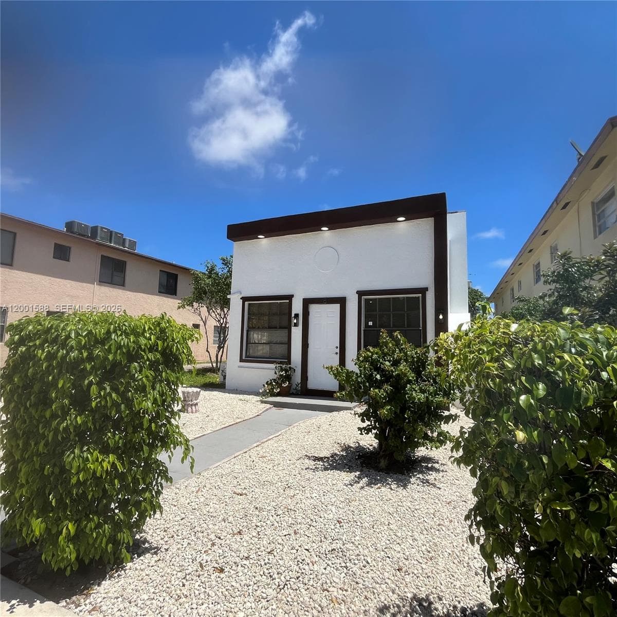 8 S C St, Lake Worth, FL 33460