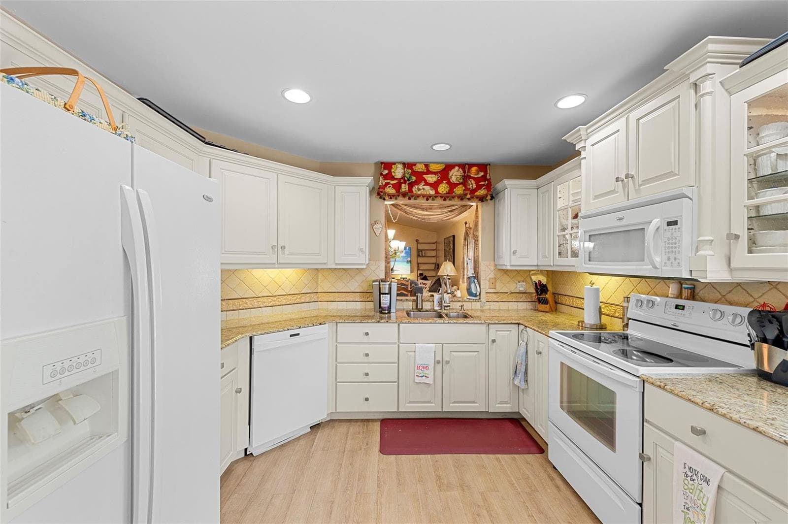 6809 SE Yorktown Drive, Hobe Sound, FL 33455 — zdjęcie 5