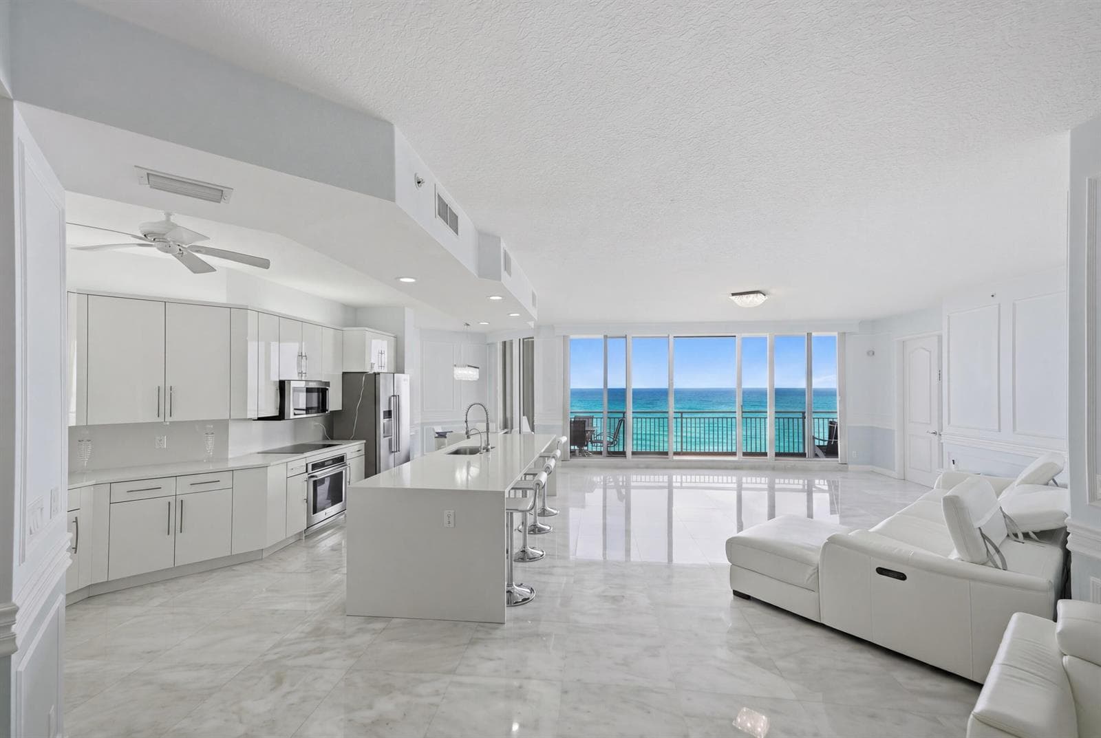 2900 N Highway # 11-b, Hutchinson Island, FL 34949 — zdjęcie 2
