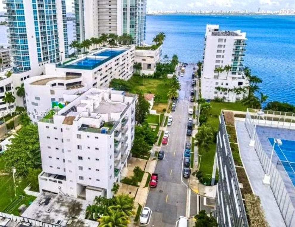 481 NE 29th St # 502, Miami, FL 33137