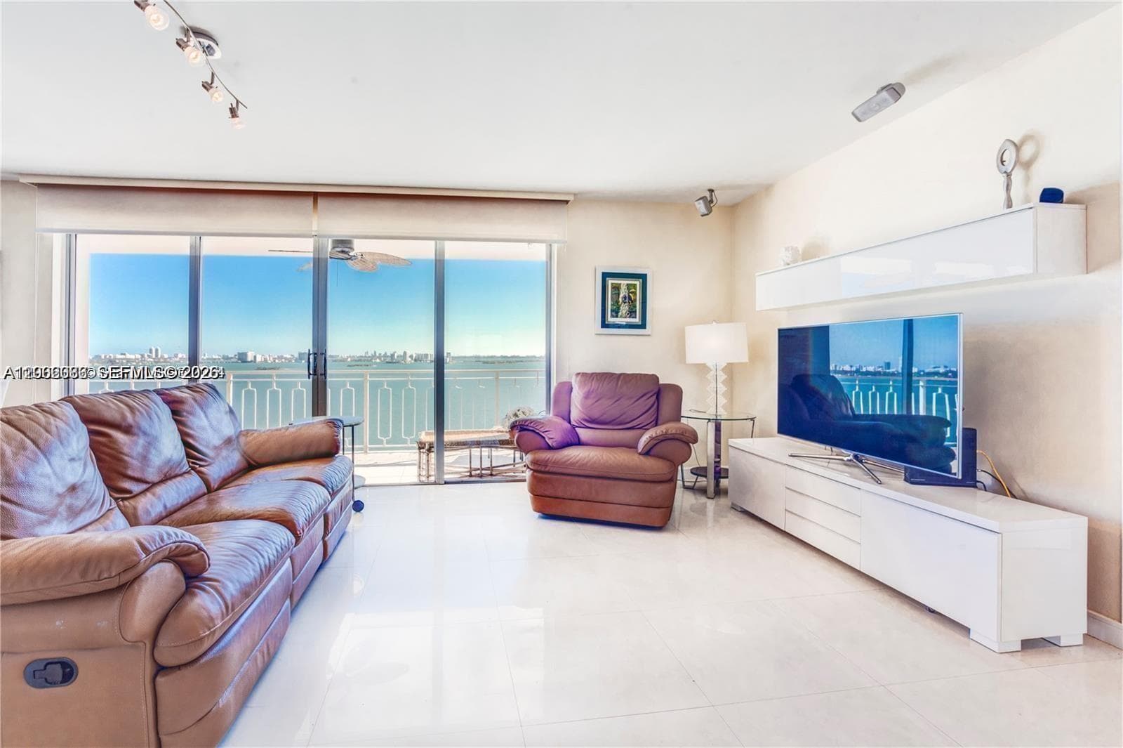 11111 Biscayne Blvd # 18E, Miami, FL 33181 — zdjęcie 2