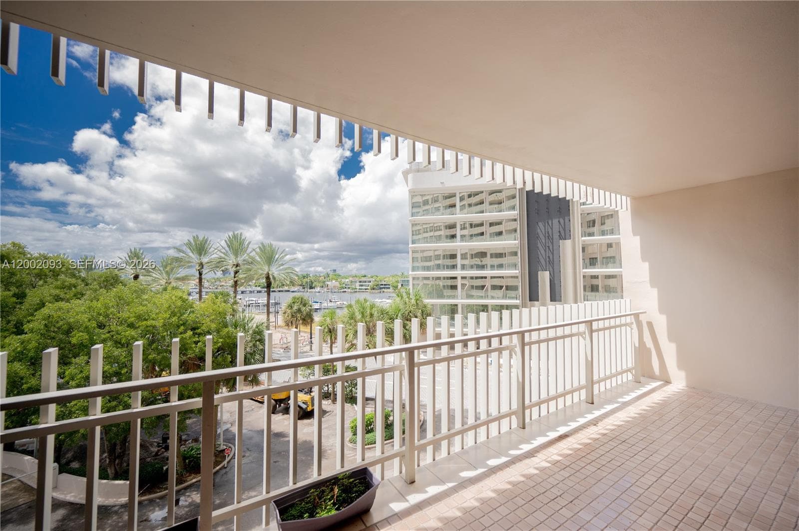 3 Grove Isle Dr # C308, Miami, FL 33133 — zdjęcie 2