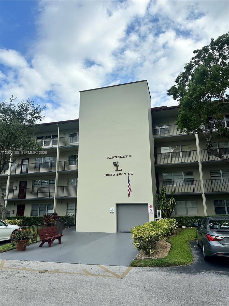 13250 SW 7th Ct # 114L, Pembroke Pines, FL 33027 — zdjęcie 2