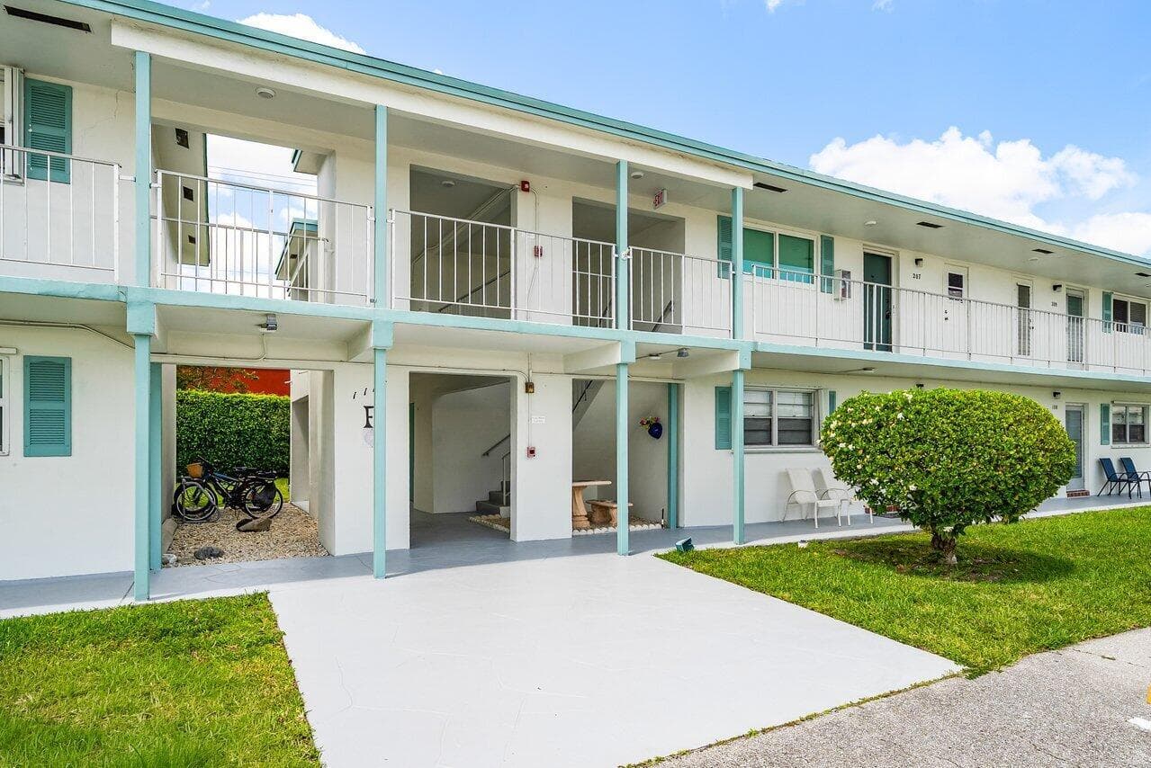 1117 Lake Terrace # 207, Boynton Beach, FL 33426 — zdjęcie 2