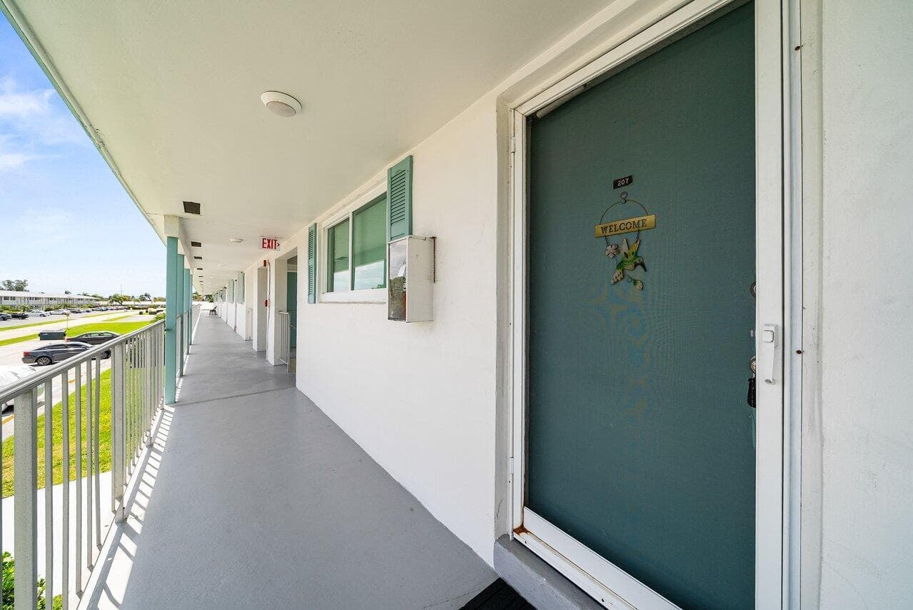 1117 Lake Terrace # 207, Boynton Beach, FL 33426 — zdjęcie 3