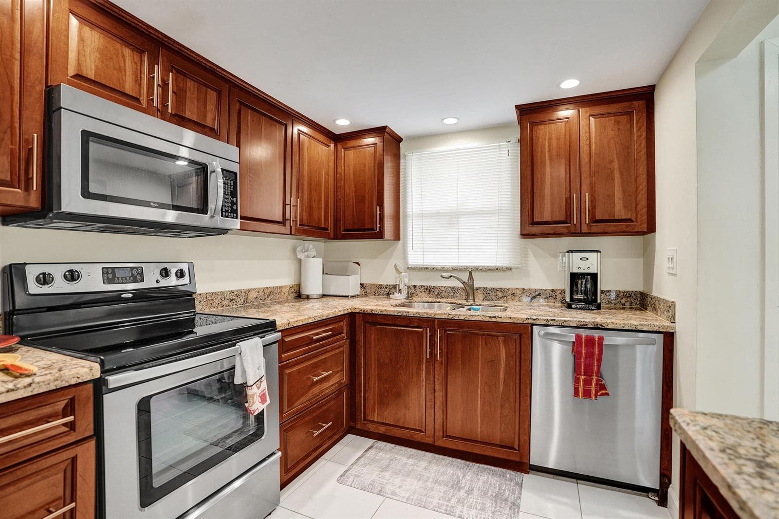6200 NW 44th Unit # 204 Street # 204, Lauderhill, FL 33319 — zdjęcie 2