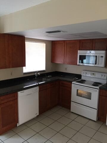 5323 NW 27th Street # B4, Lauderhill, FL 33313 — zdjęcie 2