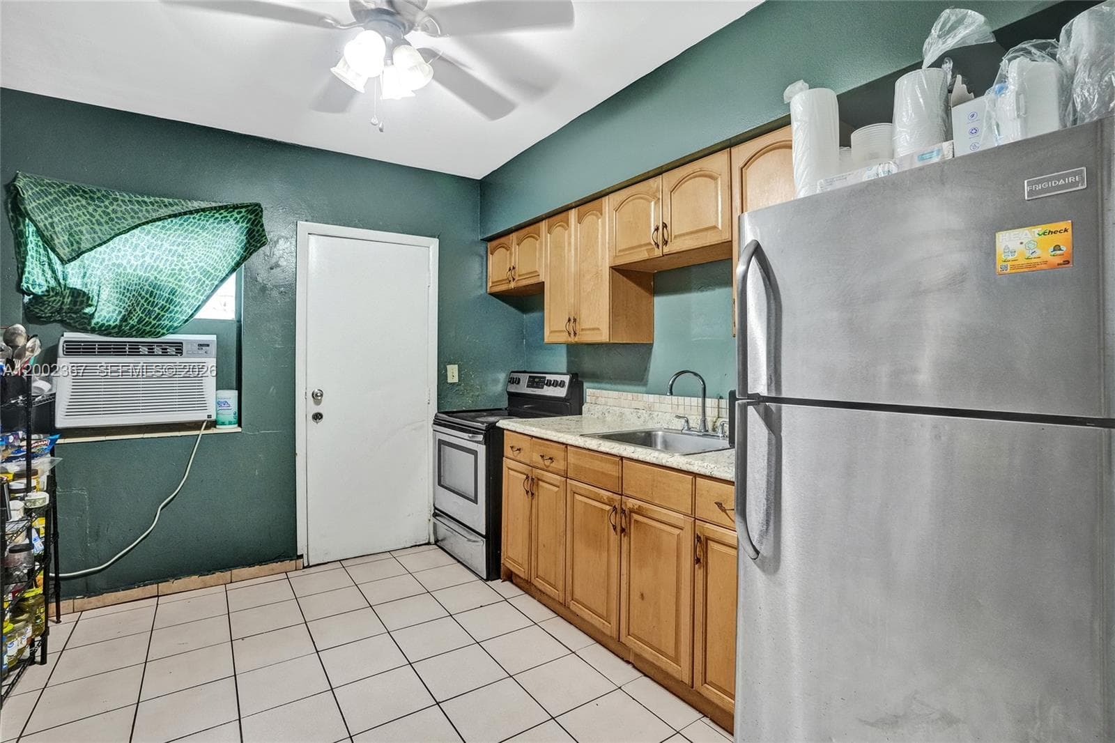 836 NW 101st St, Miami, FL 33150 — zdjęcie 2